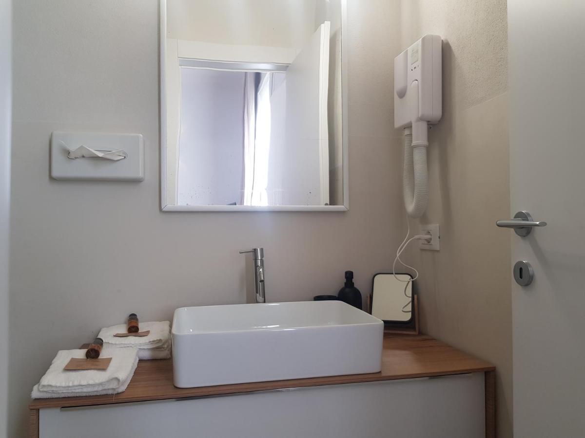 Nuova Porta Dei Musicisti - Locazione Turistica Hotell Verona Exteriör bild