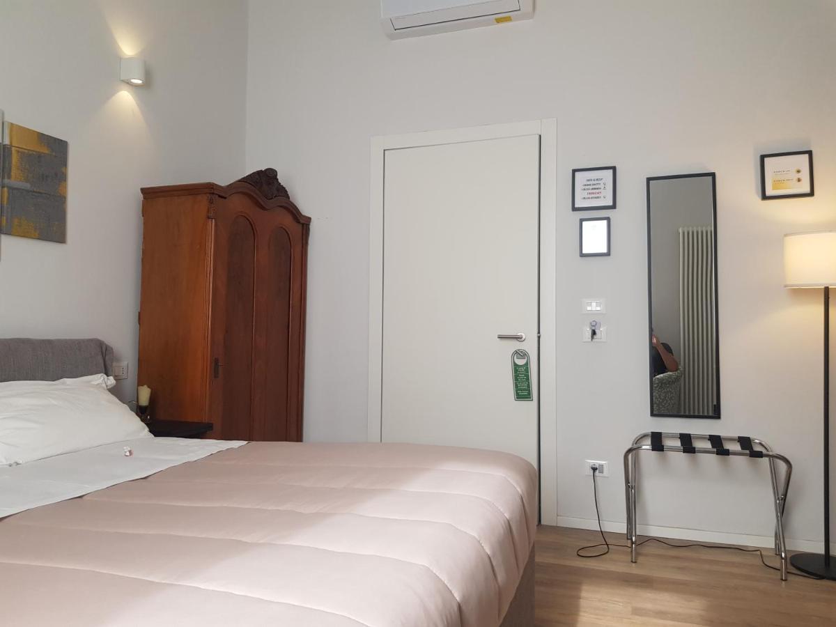 Nuova Porta Dei Musicisti - Locazione Turistica Hotell Verona Exteriör bild
